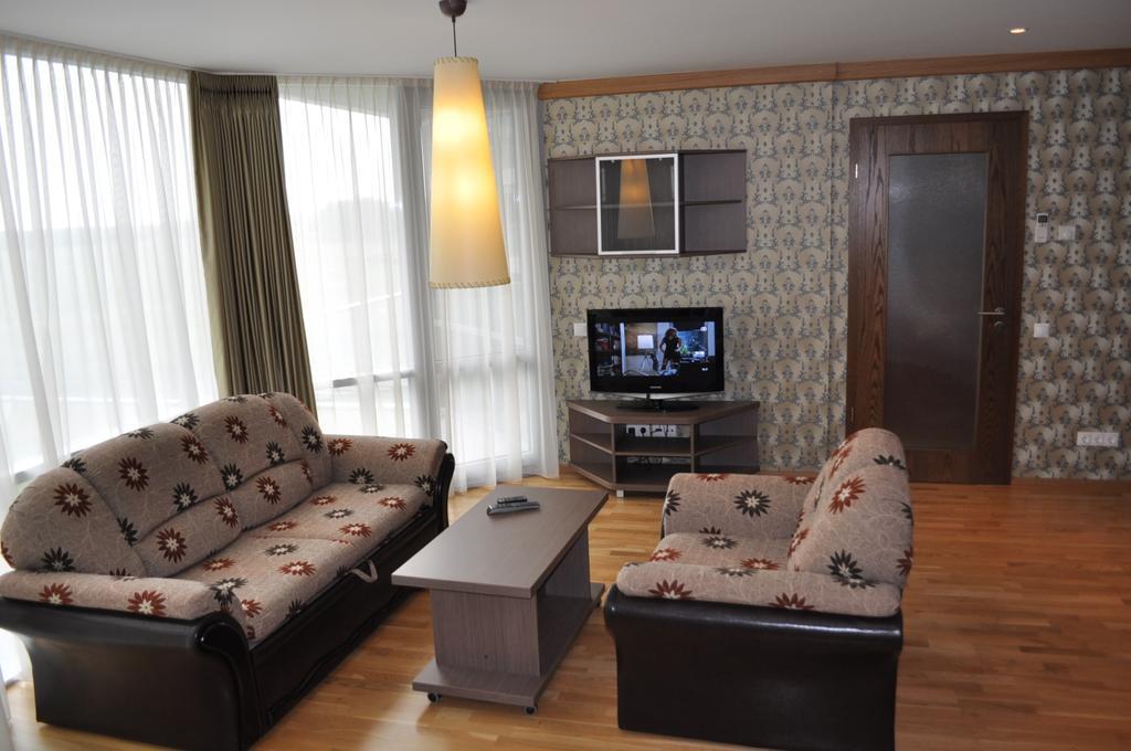 Elija Apartments 帕兰加 外观 照片