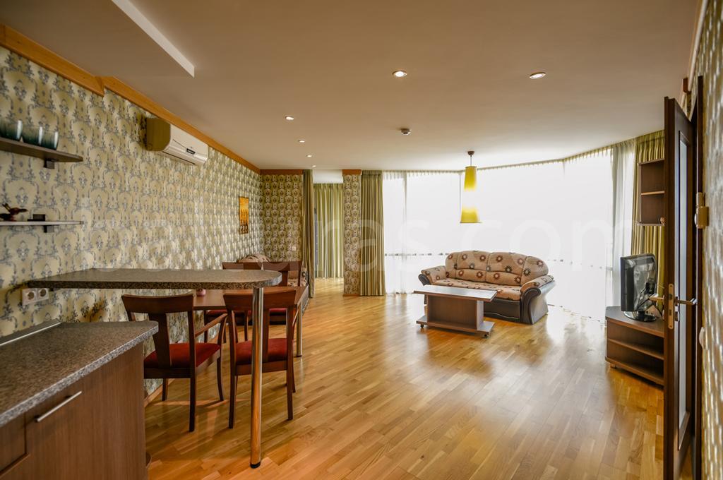 Elija Apartments 帕兰加 外观 照片